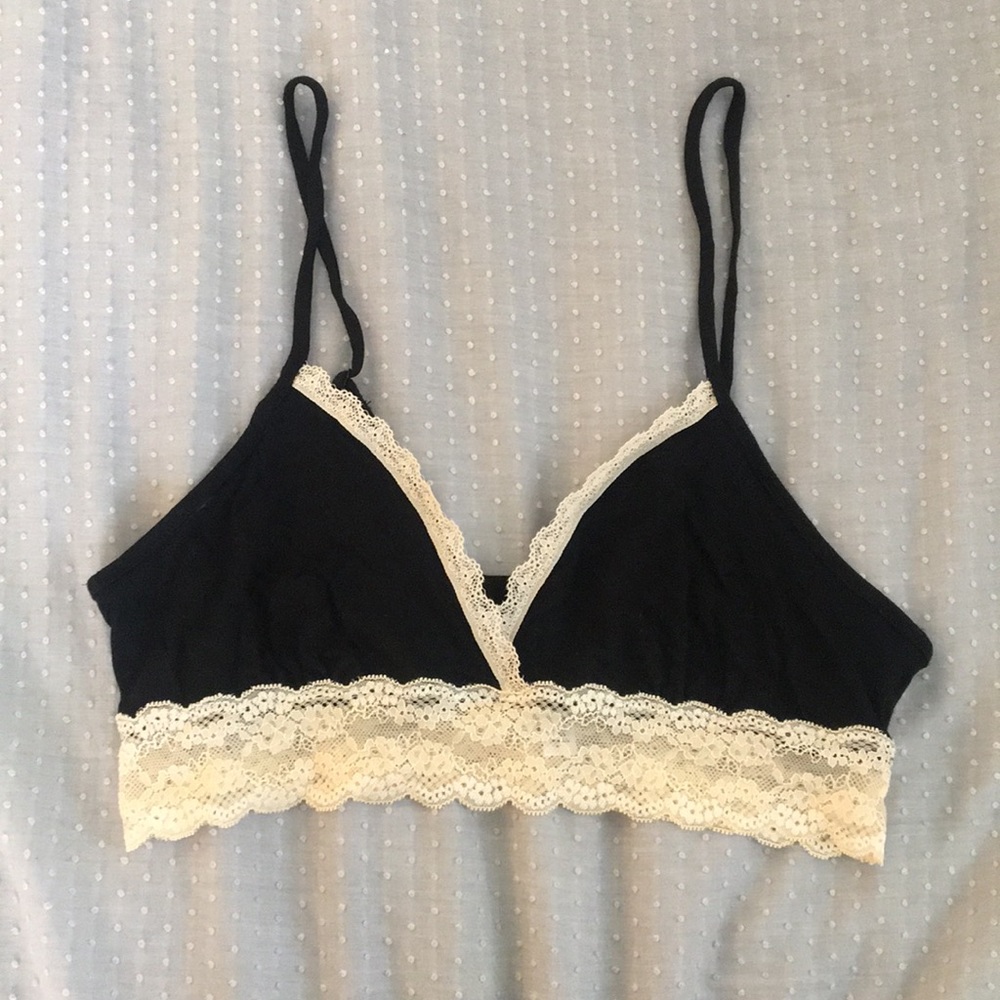 Black & cream lace bralette